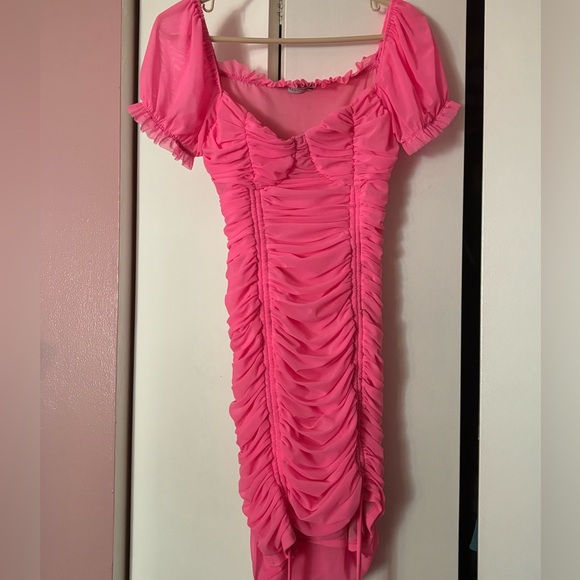 Pink dress - Picture 3 of 4